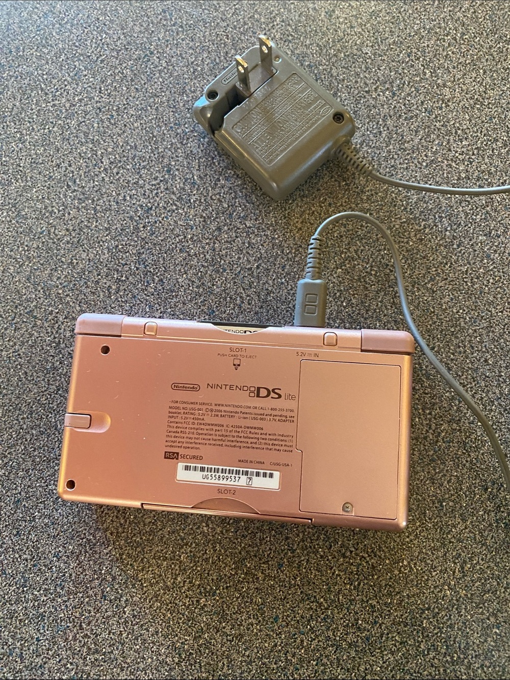 Nintendo DS Lite Handheld Console - Rose Gold With One Game Stylus And Charger - Picture 4 of 4